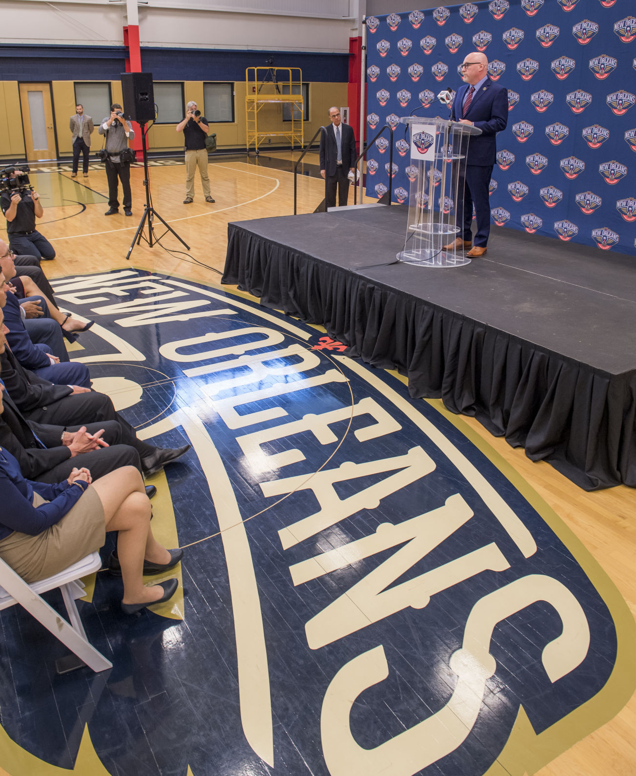 NO.pelicansgm.041819.cg_3.JPG